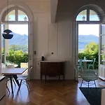 Magnifique Dans Palace Belle Epoque 아파트 *